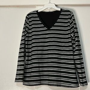 Susan Graver weekend top size large